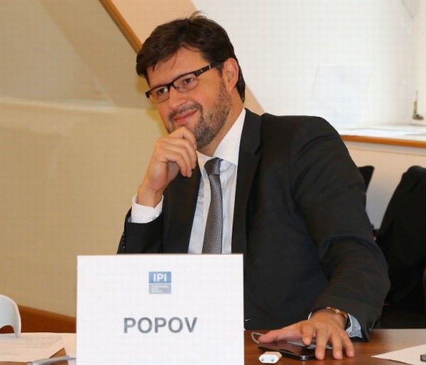 Andrei Popov, susține că după ce a scris pe pagina sa de facebook o postare a fost mustrat la partid. Foto: b1.ro