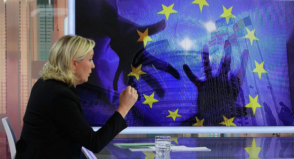Fiecare țară trebuie să decidă dacă vrea sau nu să rămână în UE. Foto: Rex Features
