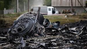 Самолет упал в Донбассе 17 июля 2014 года.