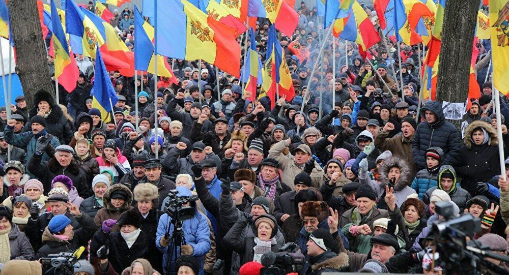 В воскресенье в Кишиневе пройдут антиправительственные протесты оппозиционных сил и митинг в поддержку избранного кабмина Павла Филипа.
