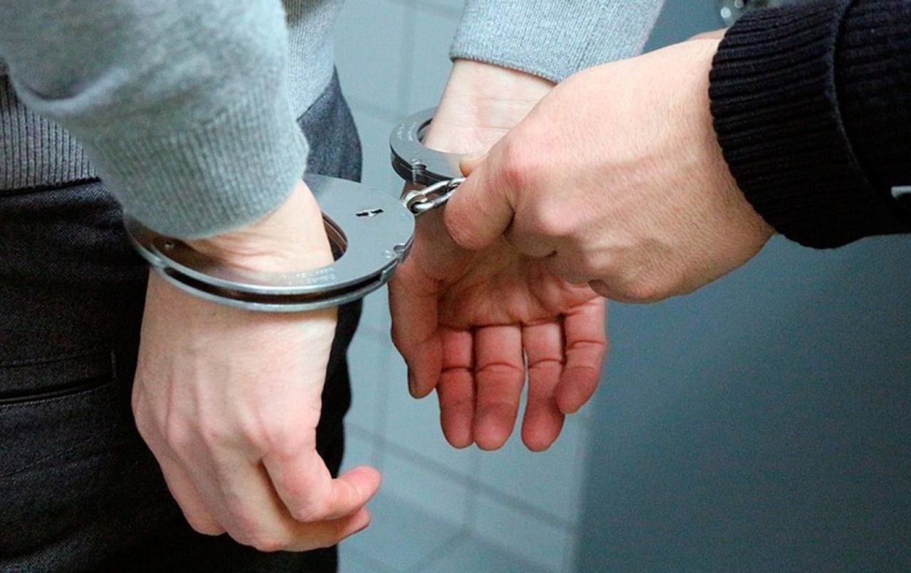 Все трое ранее уже были судимы за аналогичные преступления.