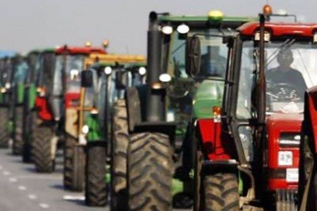 Astăzi, 5 august, începând cu orele 9.00 agricultorii moldoveni vor organiza o grevă generală de avertizare.