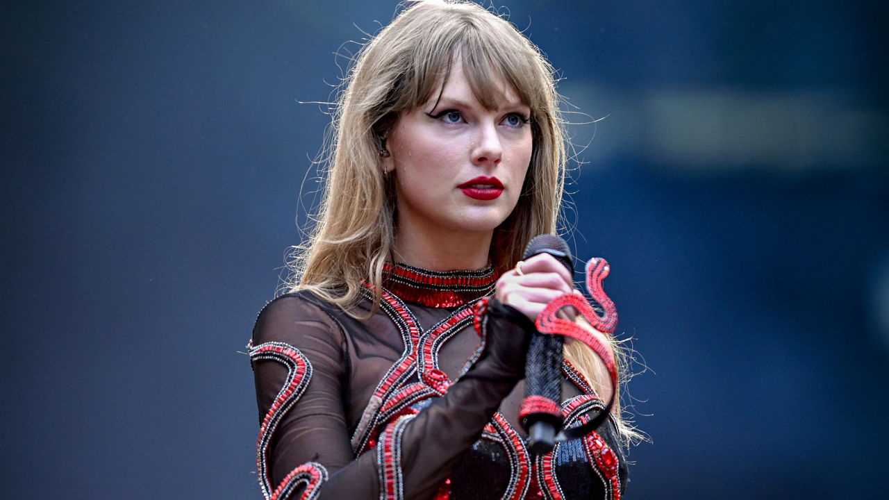 Taylor Swift susține candidatura Kamalei Harris la alegerile prezidențiale din SUA.