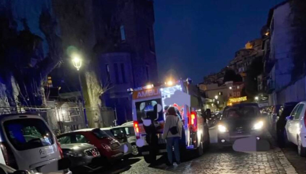 În Italia, un moldovean și fiul său au ajuns la spital după o încăierare cu adolescenți din Egipt.