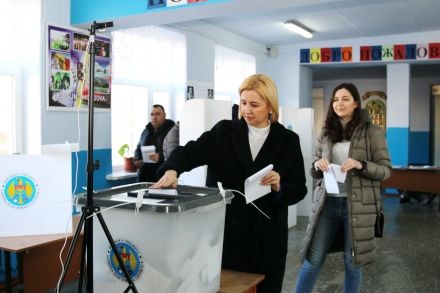 ЦИК Гагаузии зарегистрировал инициативную группу Ирины Влах.