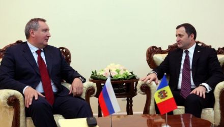 Oficialul rus s-a arătat mulțumit de modul în care se desfășoară dialogul bilateral la momentul actual. 