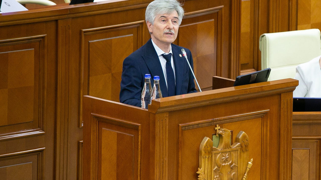 Будянский: Предлагаемый бюджет обусловлен необходимостью преодоления кризисов.