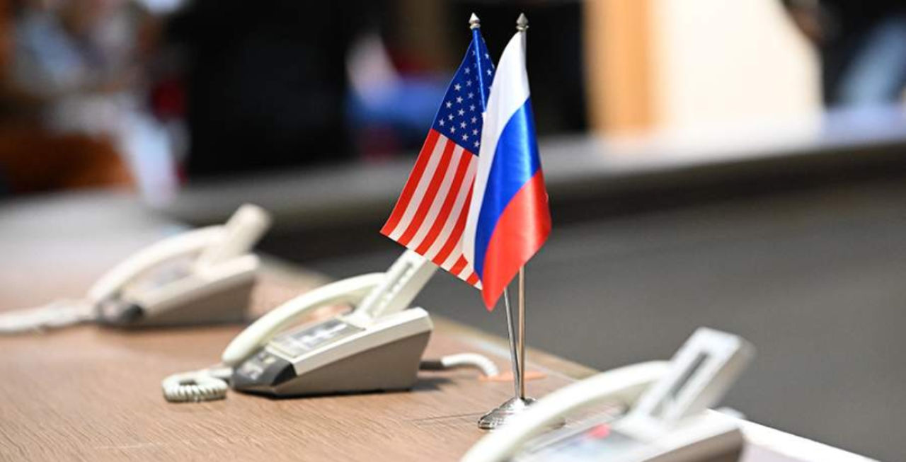 В Эр-Рияде завершились переговоры России и США: они продолжались 12 часов.