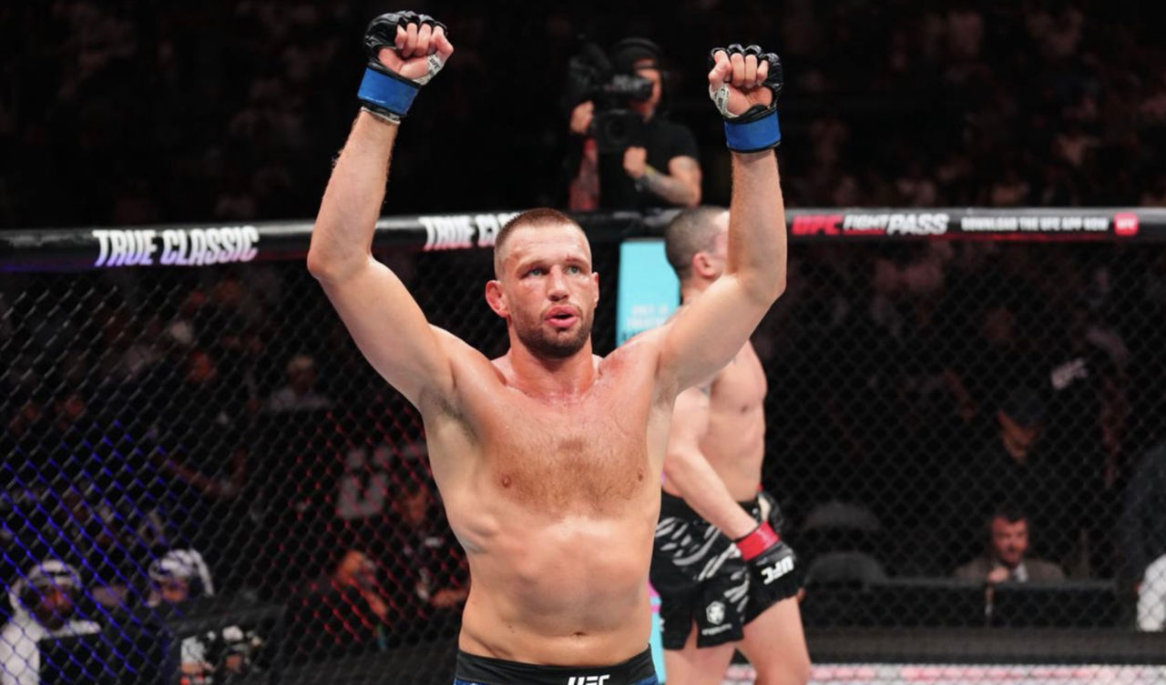 Luptătorul MMA Reinier de Ridder l-a învins pe Whittaker în meciul principal al turneului UFC din Abu Dhabi.