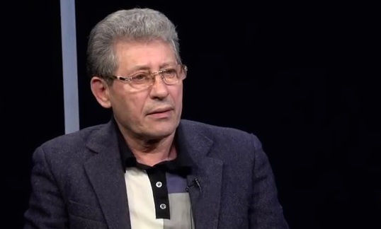 Mihai Ghimpu, scrie că, pentru unii, este bun „doar acel care-i dă o rublă, după ce i-a luat milionul!”.  Foto: europalibera.org