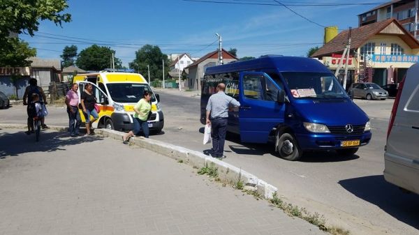 В Комрате пассажиру маршрутки понадобилась «Скорая помощь».