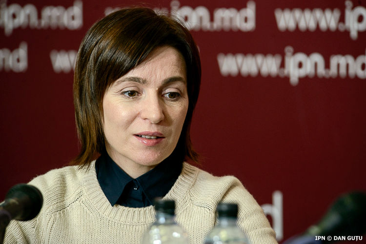 ЕС ввел политические условия, потому что правительство не намерено внедрять реформы, заявила Санду.
