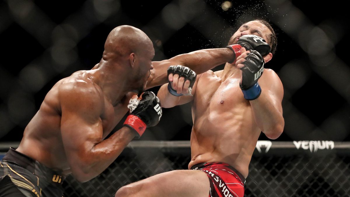 Представлены лучшие нокауты года в UFC.