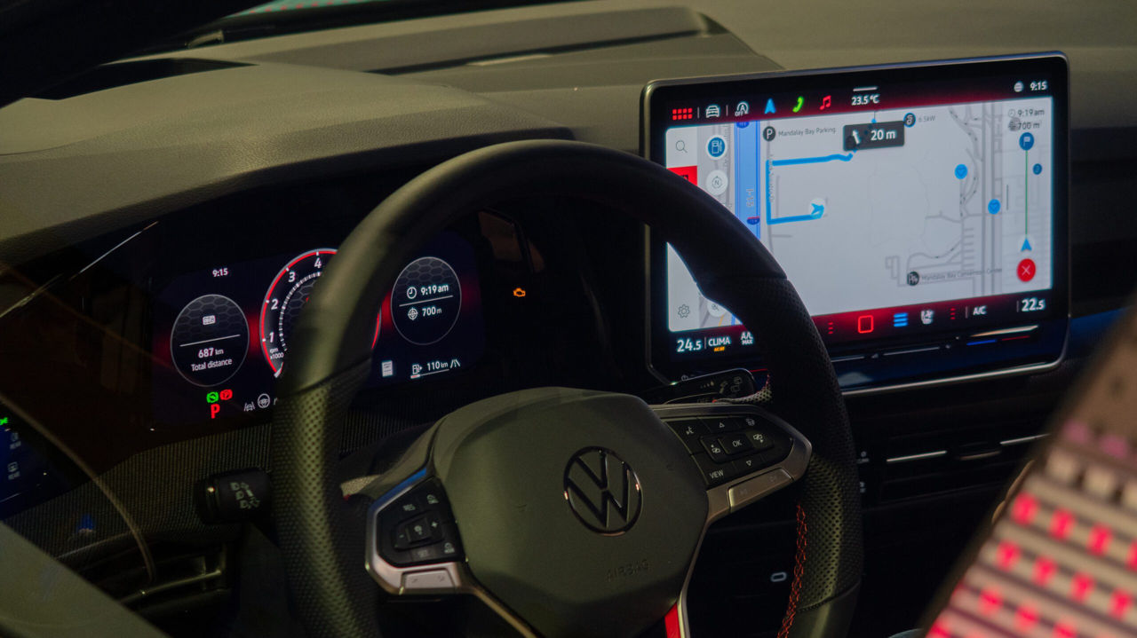 В 2024 году в автомобили Volkswagen встроят голосового помощника ChatGPT.