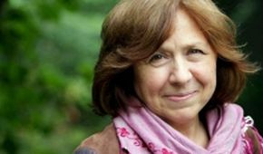 O scriitoare din Belarus a primit premiul Nobel pentru Literatură. Foto: publika.md