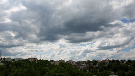 Ploi cu descărcări electrice în următoarele zile. Foto: publika.md