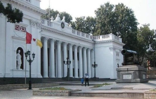 28 апреля суд отменил решение Одесского горсовета о переименовании улиц.