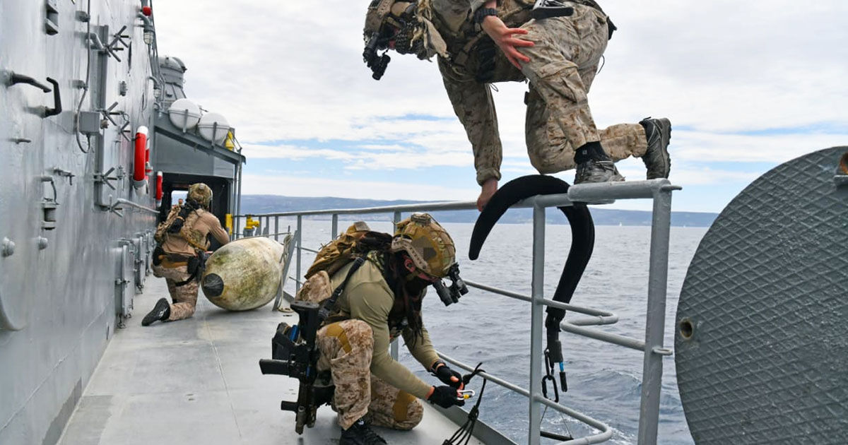 O operațiune secretă a Navy Seals în Coreea de Nord în 2019 s-a soldat cu moartea unor civili.