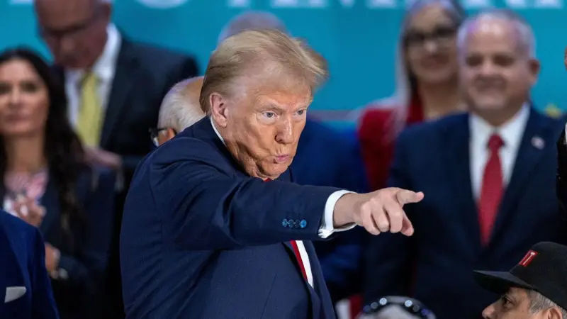 Трамп: Европа заплатит "большую цену" в случае моего переизбрания.