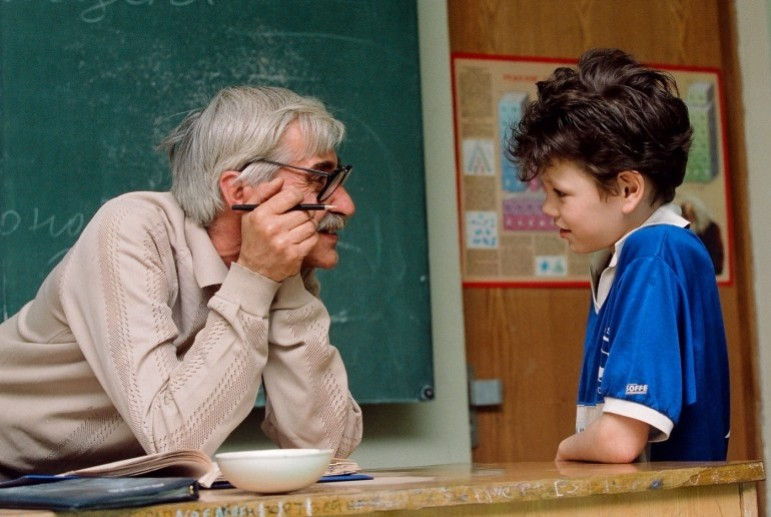 Sistemul de învățământ „îmbătrânește”: Jumătate din profesori au peste 50 de ani, iar fiecare al cincilea este pensionar.