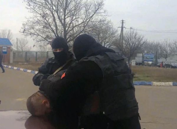 Filiera de contrabanda cu droguri pe ruta R. Moldova-Rusia, deconspirata. Foto: protv.md