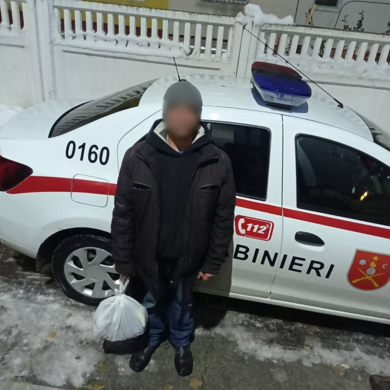 Карабинеры задержали 48-летнего мужчину, разыскиваемого за карманную кражу.