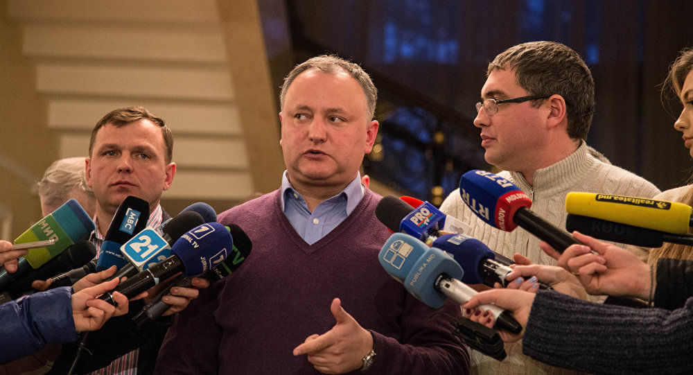 Liderul socialiştilor moldoveni, Igor Dodon, se arată pregătit să se avânte în bătălia pentru fotoliul prezidenţial. Foto: Sputnik/ Мирослав Ротарь