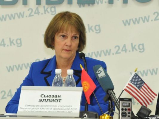По словам посла, СМИ в стране обладают относительной свободой в сравнении с Туркменией и Узбекистаном.