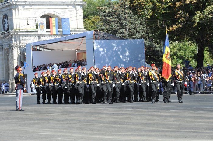 На Площади Великого Национального Собрания 27 августа состоится военный парад.