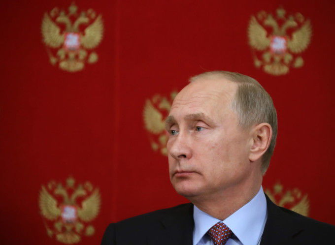 Vladimir Putin va candida ca independent în cadrul alegerilor prezidenţiale din martie 2018. 