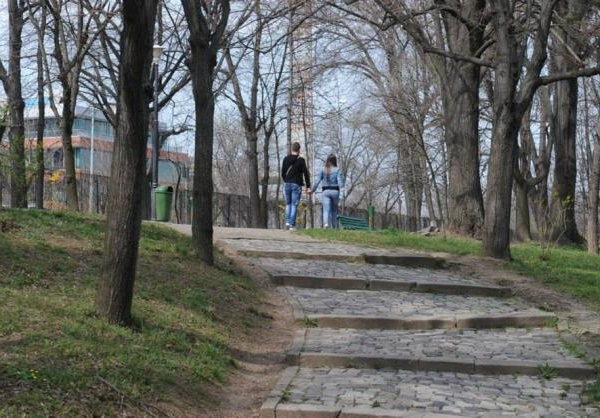 Vesti bune de la meteorologi. In acesta saptamana vom avea vreme calda, iar spre week-end temperaturile vor urca pana la 16 grade Celsius.