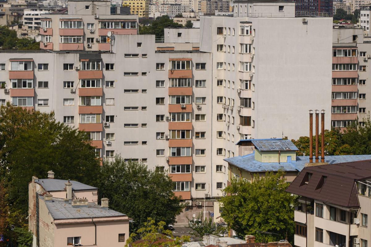 Резкий рост евро ударил по рынку недвижимости Румынии: ипотека подорожала на 3400 евро.