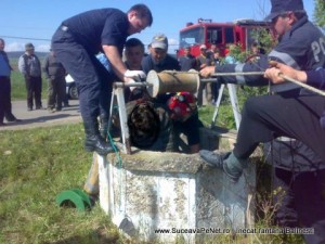 El era căsătorit și avea un copil. Poliția continuă investigațiile. 