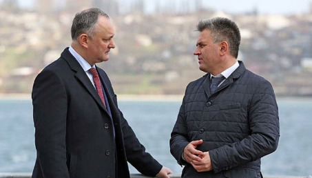 Додон проведет встречу с Красносельским до конца года.