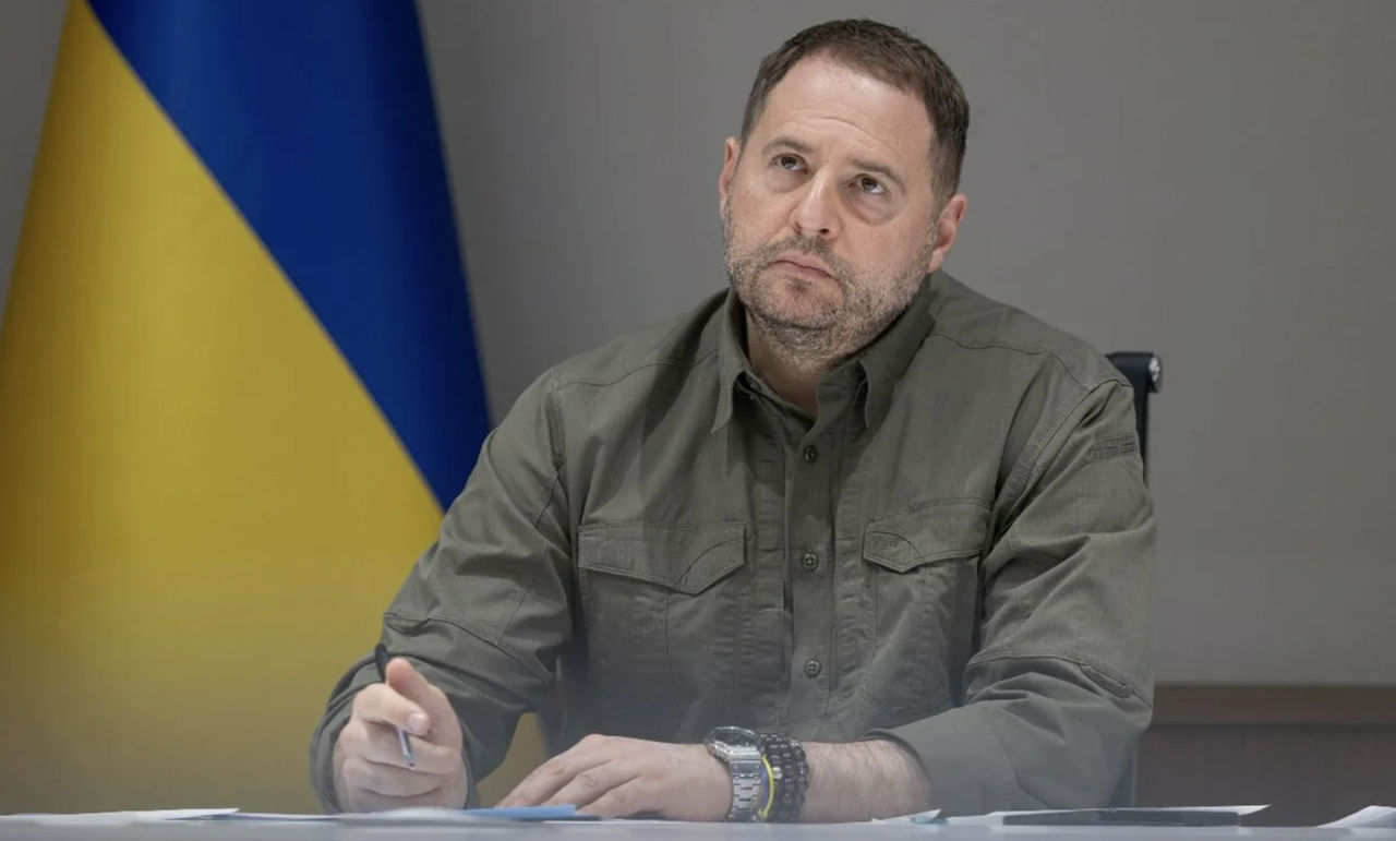 Мендель: Ермак во главе ОПУ приглашал «магов» и те «проводили ритуалы».