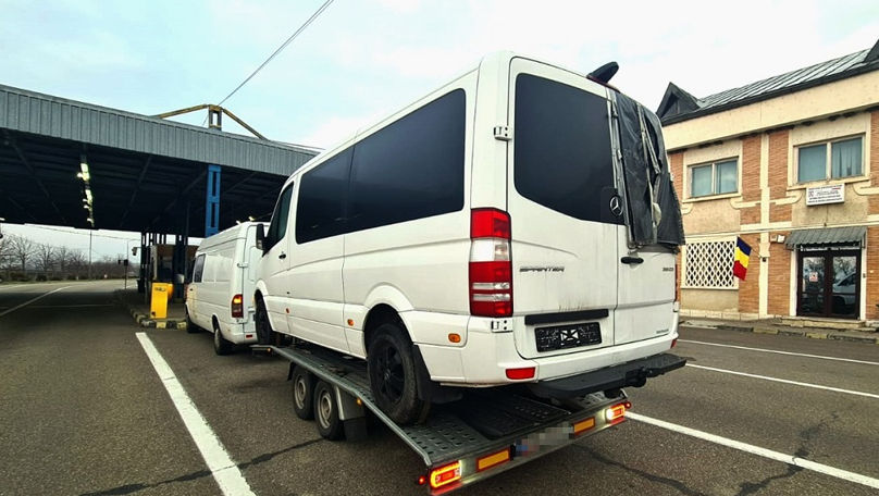 Microbuz căutat de autoritățile din Belgia, oprit în drum spre Moldova.