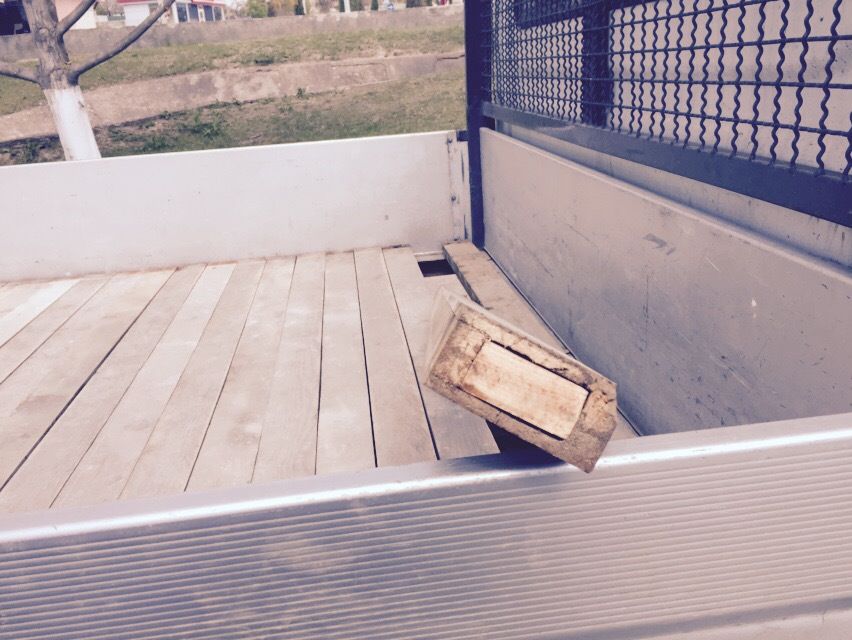 Valoarea totală a mărfii se estimează la circa 2.000 de euro. Foto: publika.md