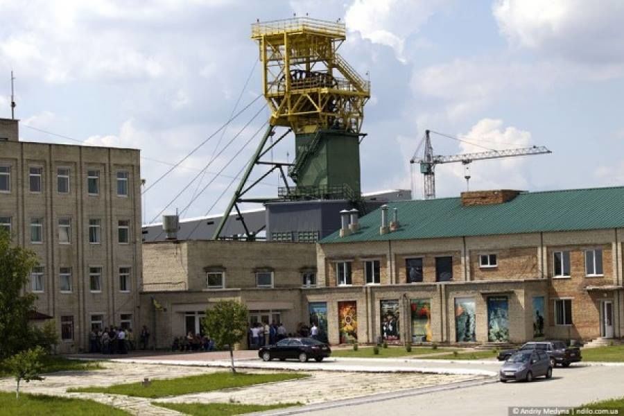 На Украине 47 горняков отказались покинуть шахту из-за долгов по зарплате.