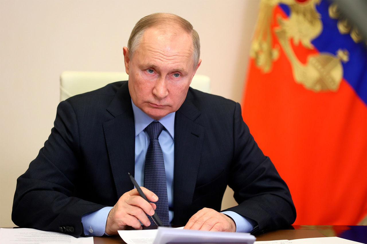 Путин: в 90-е в России шла гражданская война.