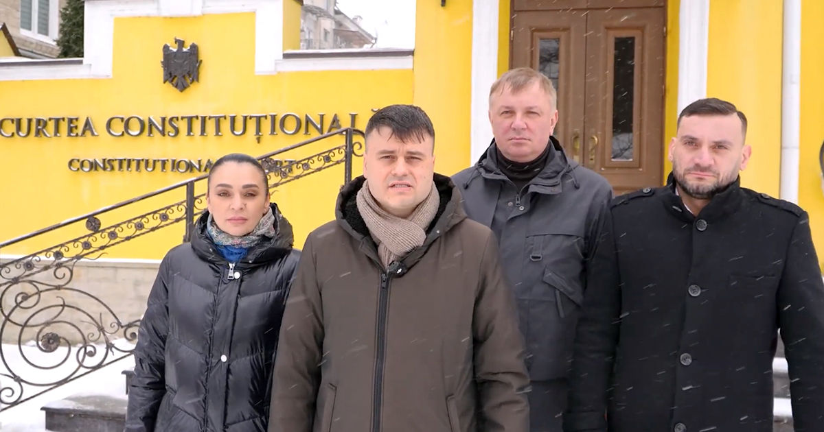 Депутаты обжаловали закон о гражданстве в Конституционном суде.