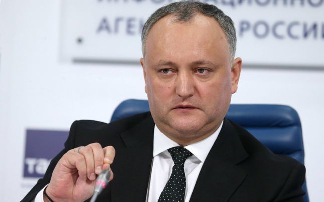 Igor Dodon pledează pentru relaţii normale atât cu UE, cât şi cu Rusia. Foto: tass.ru