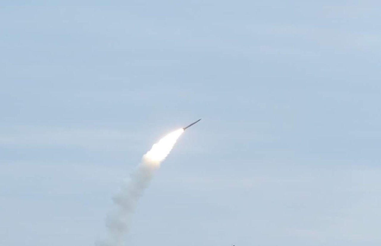 Российские войска нанесли несколько ракетных ударов по Николаеву.
