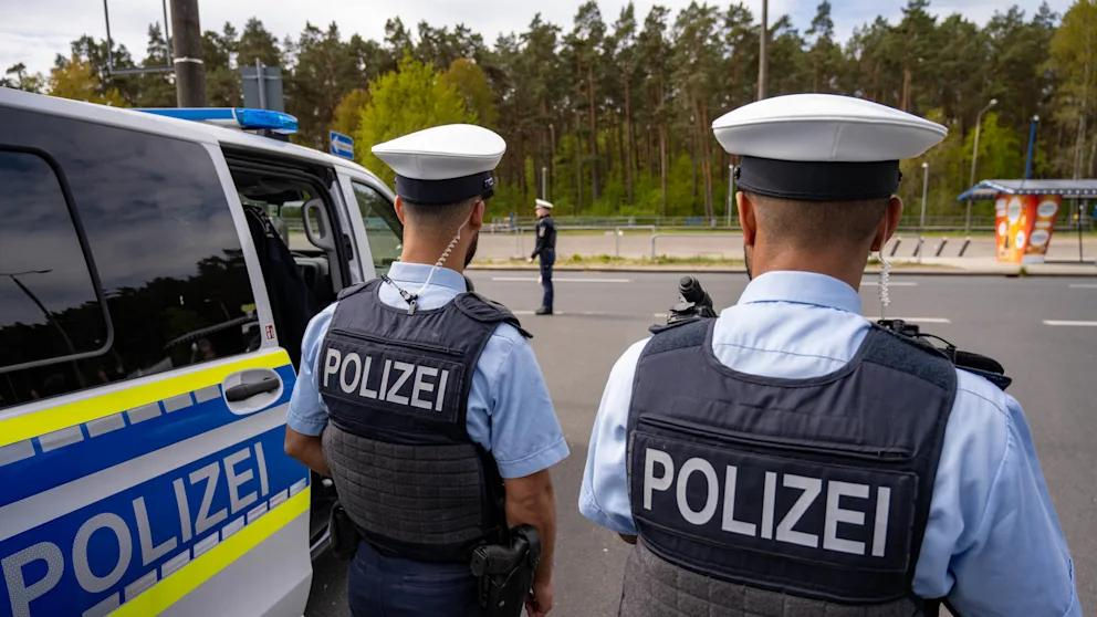Germania a început să întoarcă refugiații chiar la graniță.