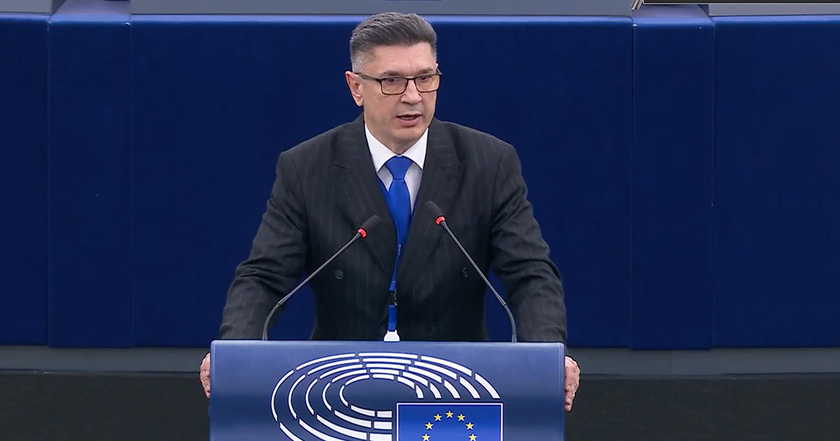 Евродепутат: Мы отправляем Молдове миллиарды, а кузина Санду получает более 6000 евро.