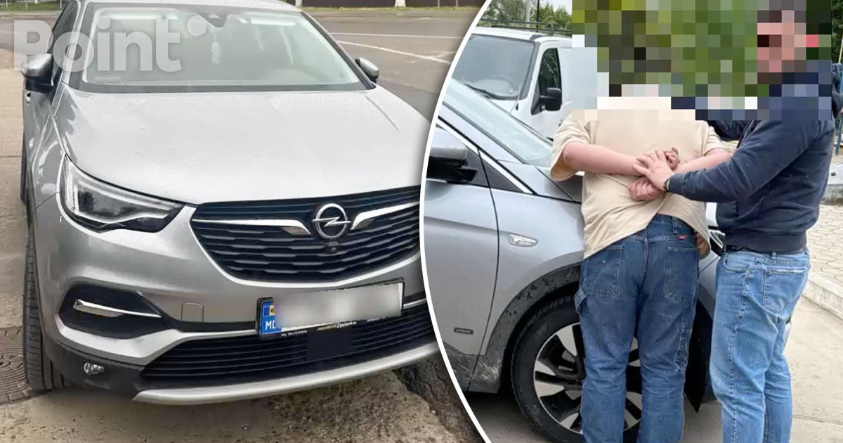 Doi adolescenți suspectați de furtul unui automobil, reținuți la Chișinău.