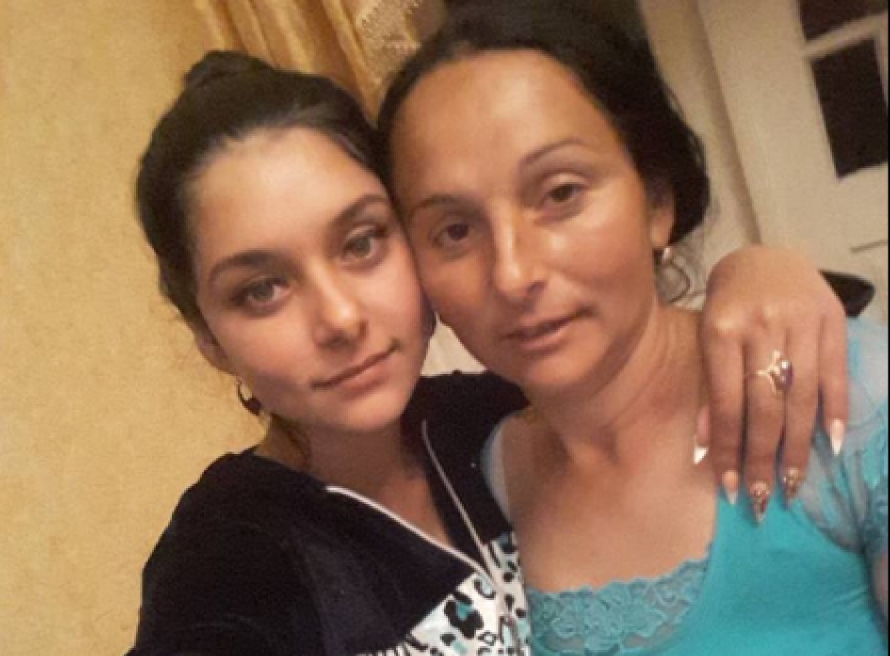 Тела матери и дочери обнаружили в лесу.