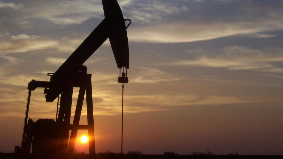 Preţurile petrolului cresc pentru prima oară în 8 zile. Foto: agora.md