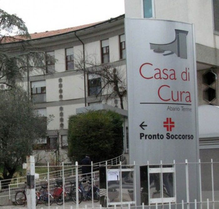 Un moldovean a distrus o cameră de hotel și a bătut 6 persoane, printre care 2 medici. Foto: mattinopadova.gelocal.it 