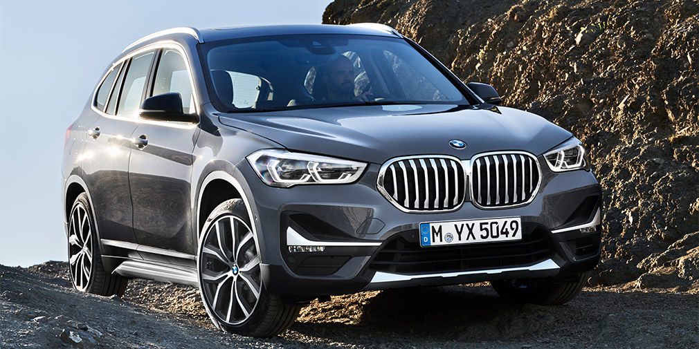 BMW представила обновленный кроссовер X1.