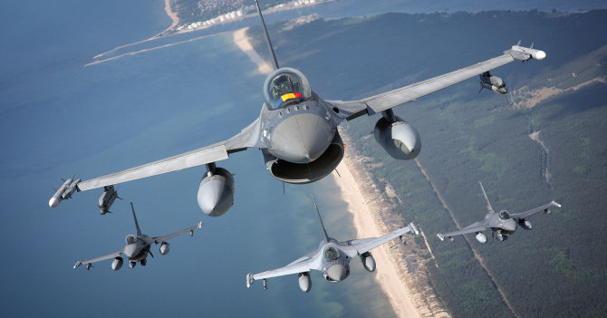 Румыния купит 18 военных самолётов F-16 по цене 1 евро.